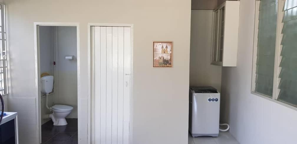 סיבו J & I Homestay מראה חיצוני תמונה