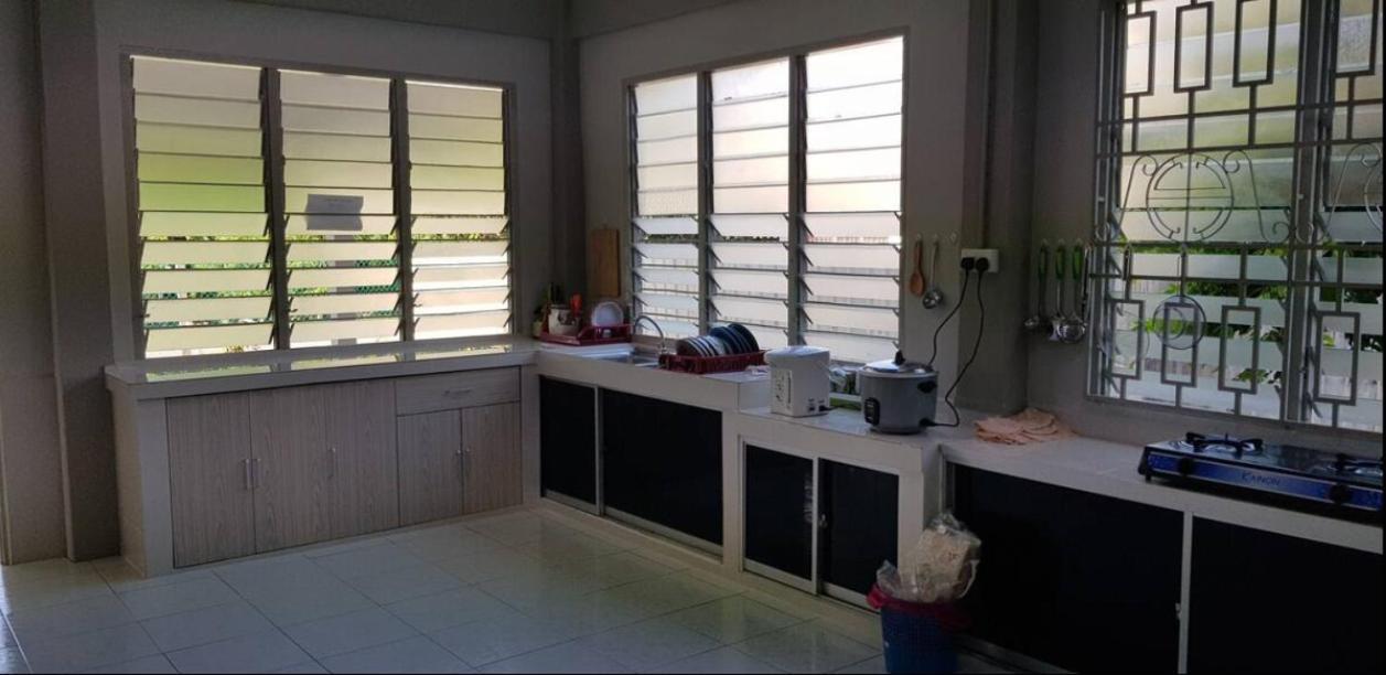 סיבו J & I Homestay מראה חיצוני תמונה